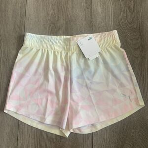 Puma girls shorts perfect to use for any sport practice Size L(12-14)